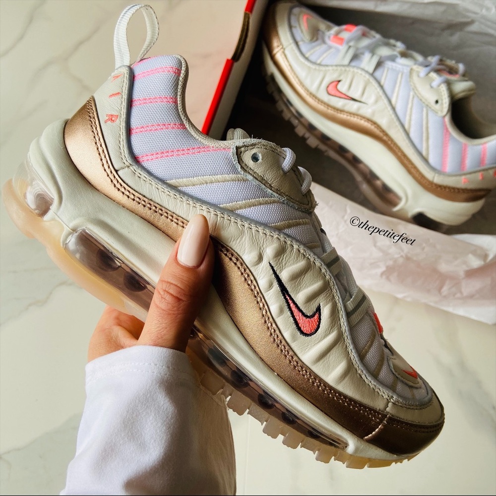 NWT Nike Air Max 98